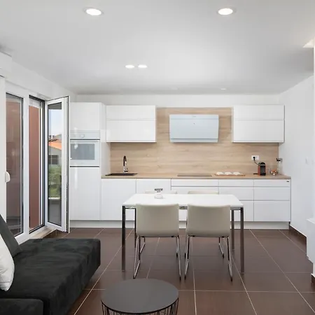 Monte Paradiso Sun Pula